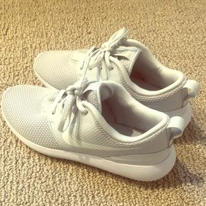 Nike women’s golf sneakers-size 6.5- worn 1x!
